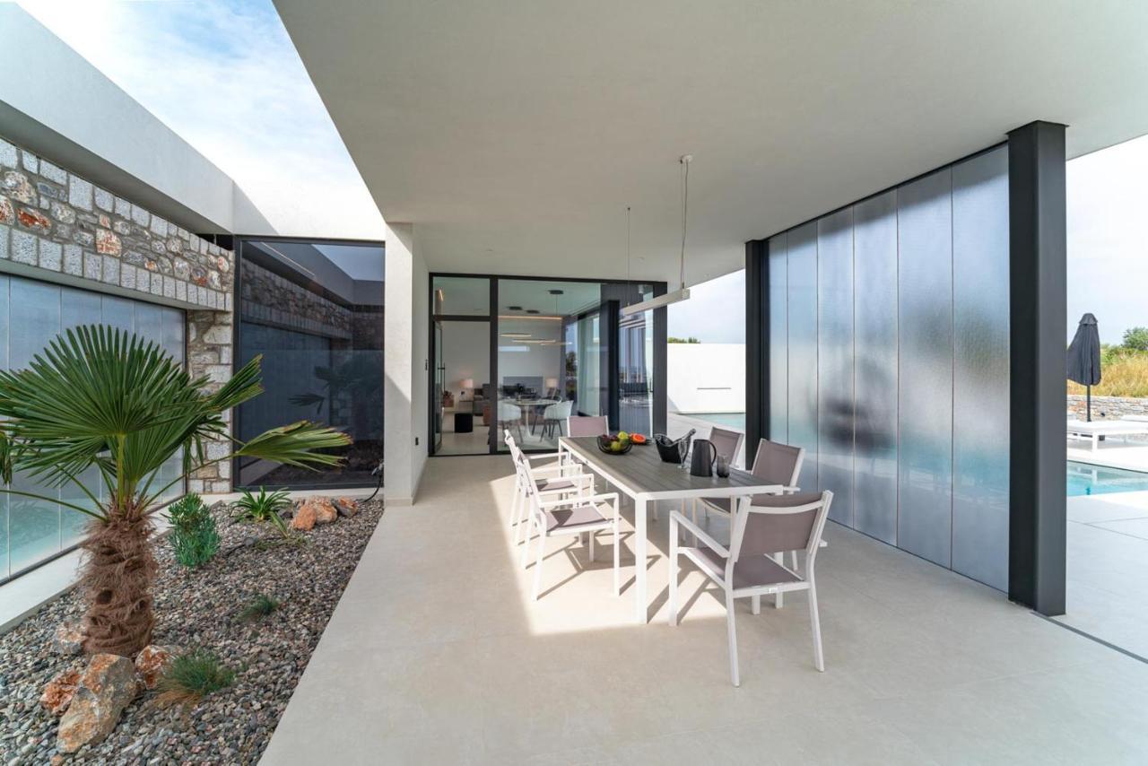 Amara Luxury Villas Lakhania Exteriör bild